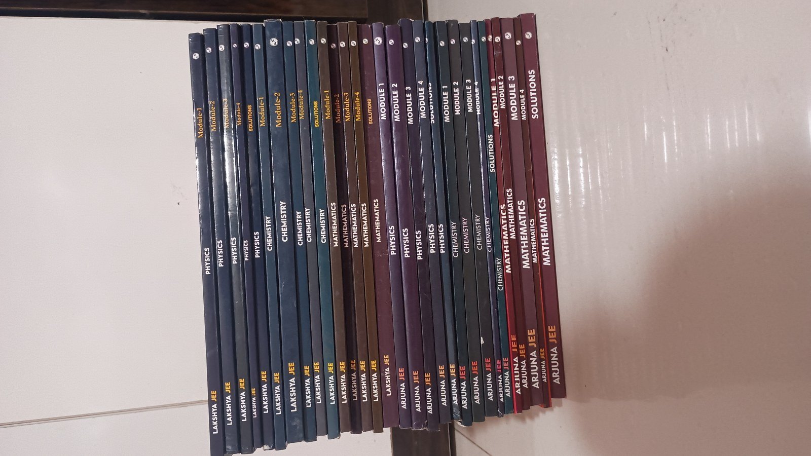 Pw jee arjuna and lakshya modules combo - Second Hand - Bookaao