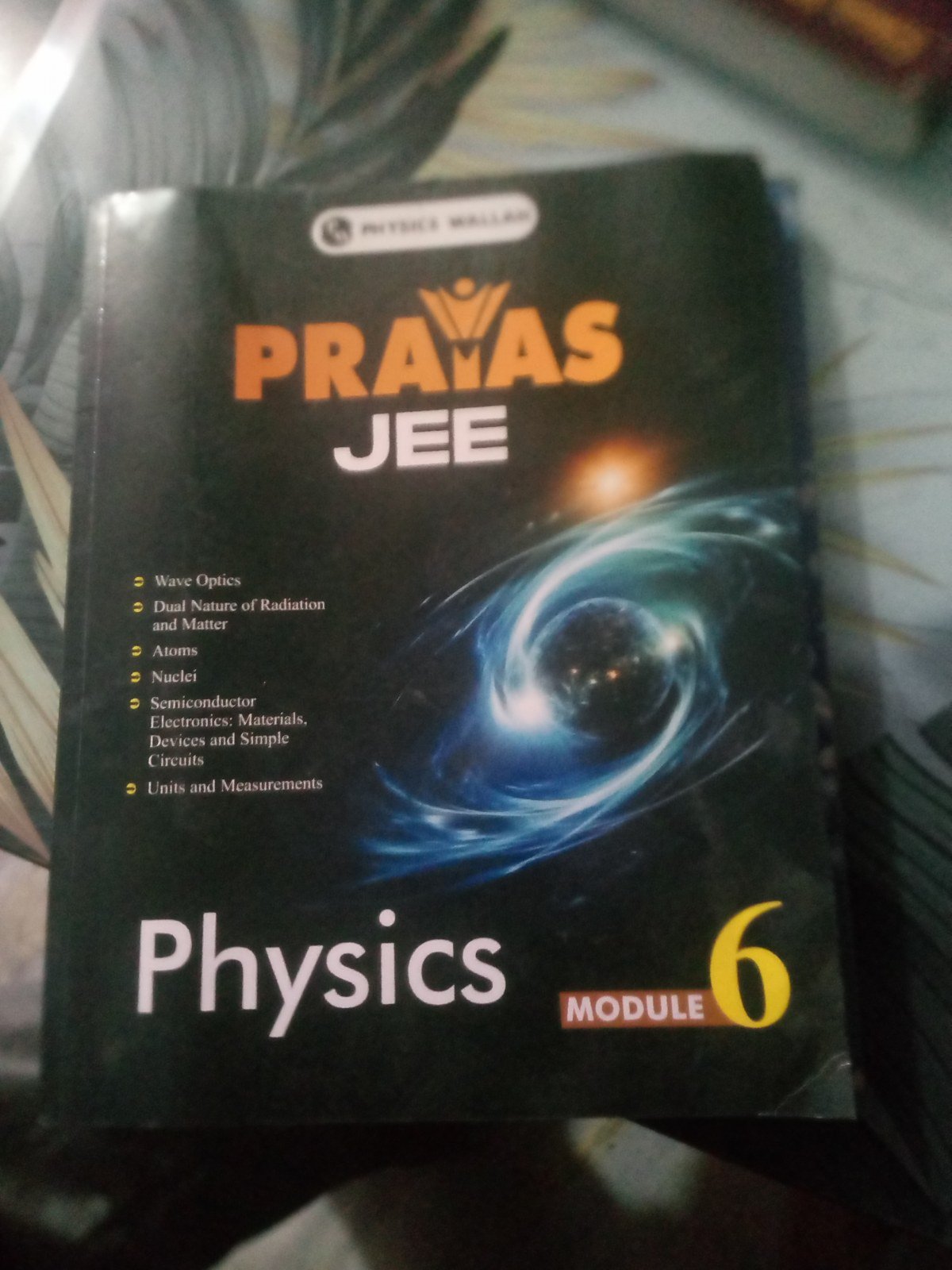 PW JEE Full Books + Handwritten & Self Study Notes - Second Hand - Bookaao
