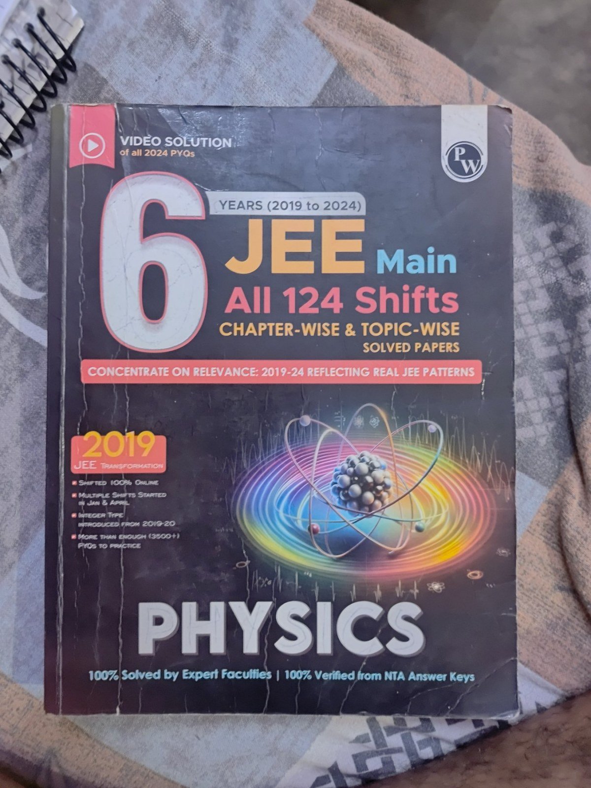 Pw jee mains pyqs of physics - Second Hand - Bookaao