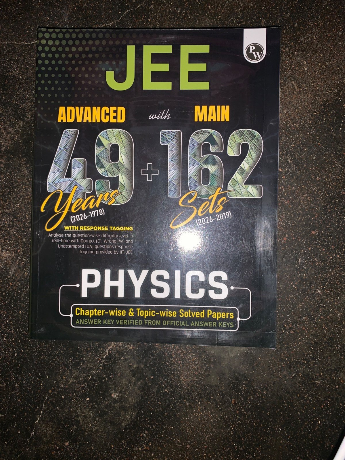 PW JEE  PHYSICS ADV. 49YEARS + MAINS 162 SETS PYQS - Second Hand - Bookaao