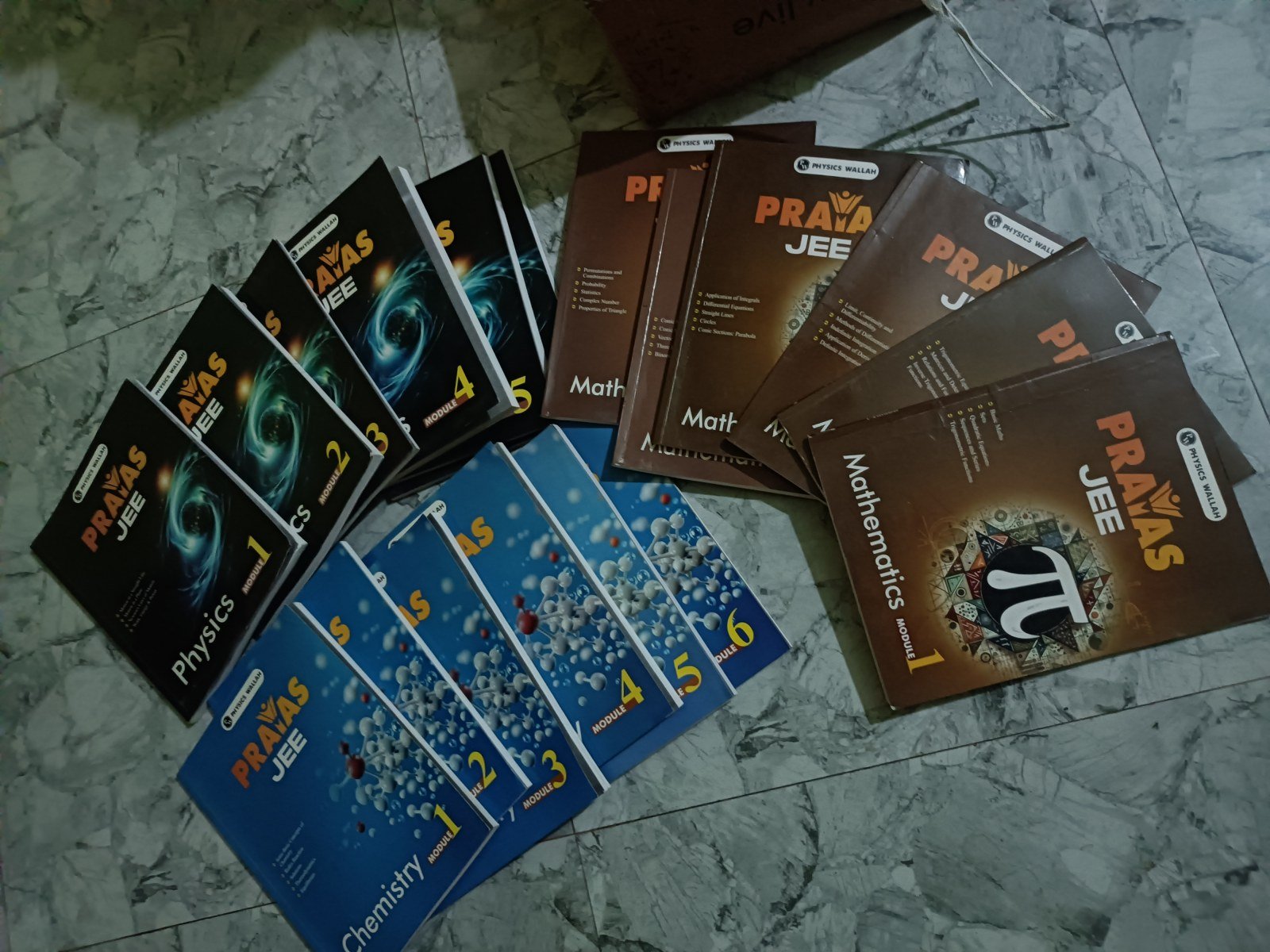 PW JEE- Prayas module - Second Hand - Bookaao