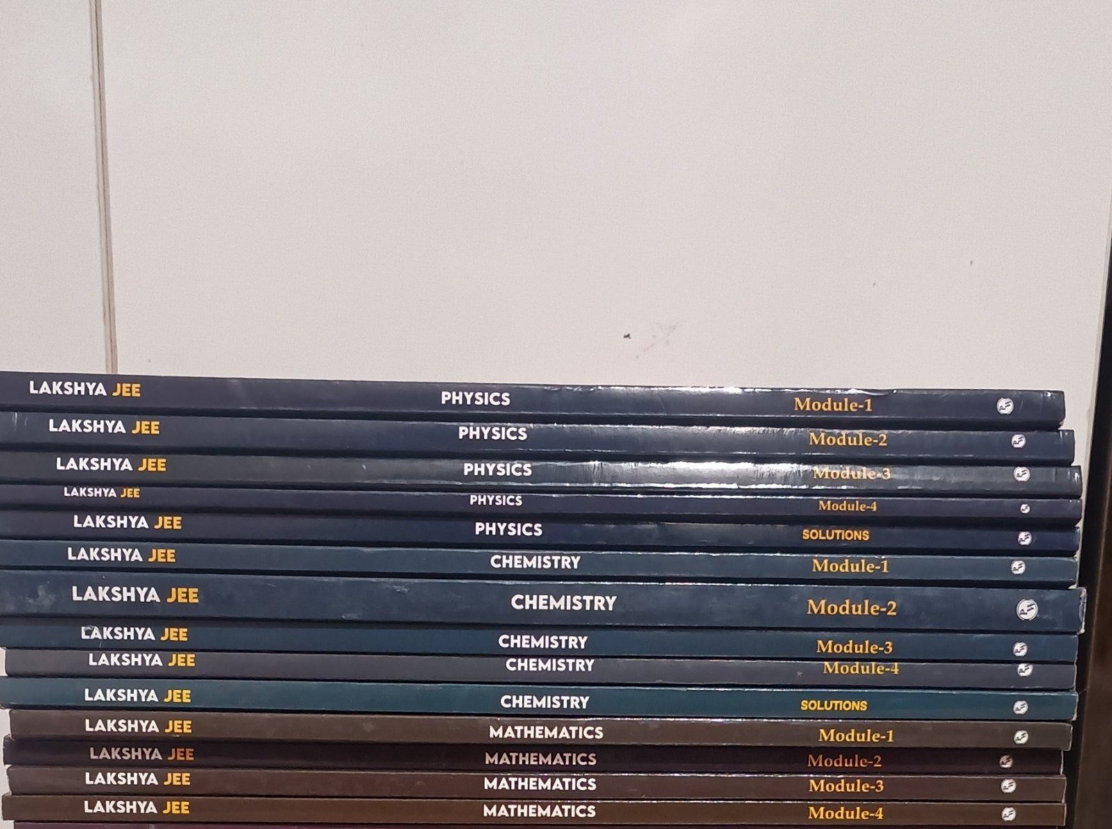 Pw Lakshay jee modules for class 12th set of 15 - Second Hand - Bookaao
