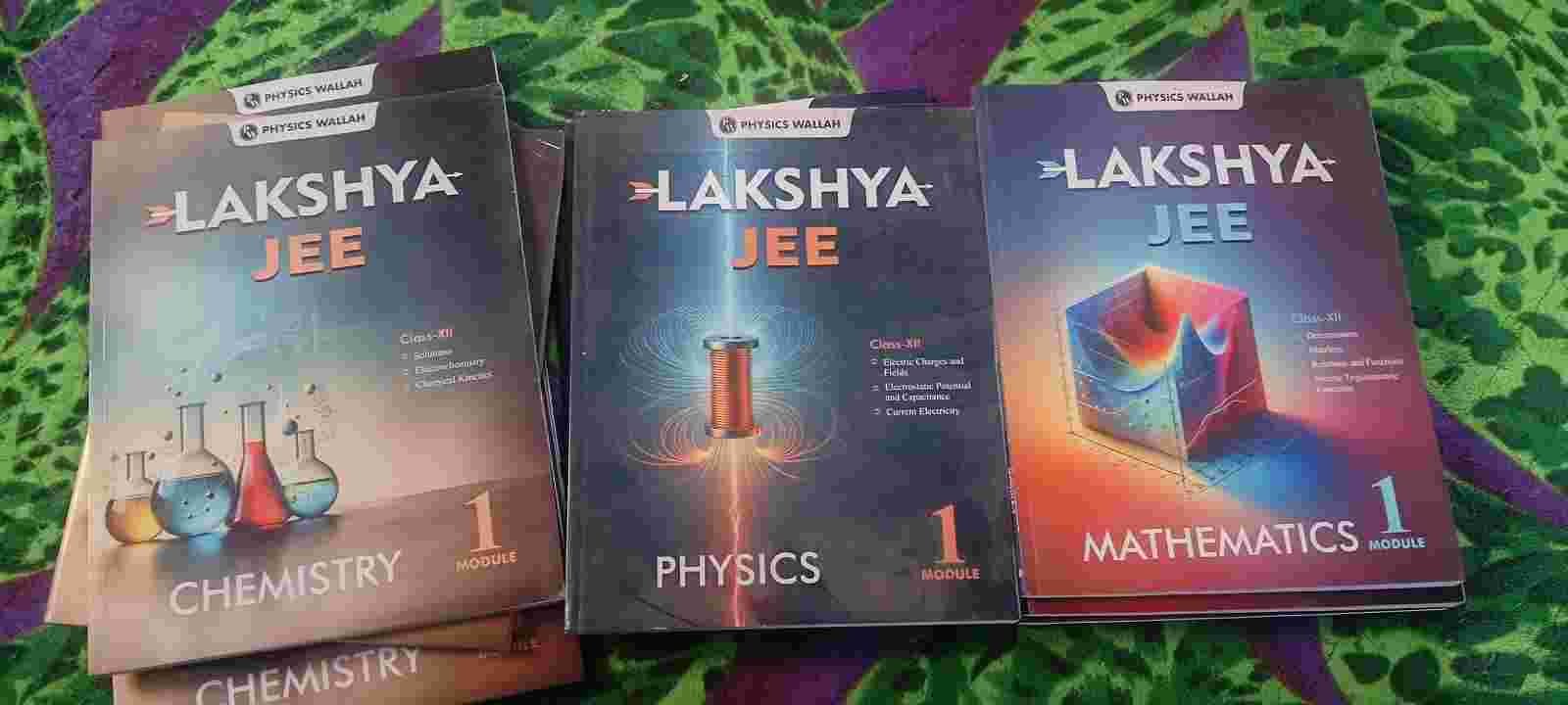 Buy Second Hand Pw lakshya module jee mains and advanced in Hazaribagh - Bookaao