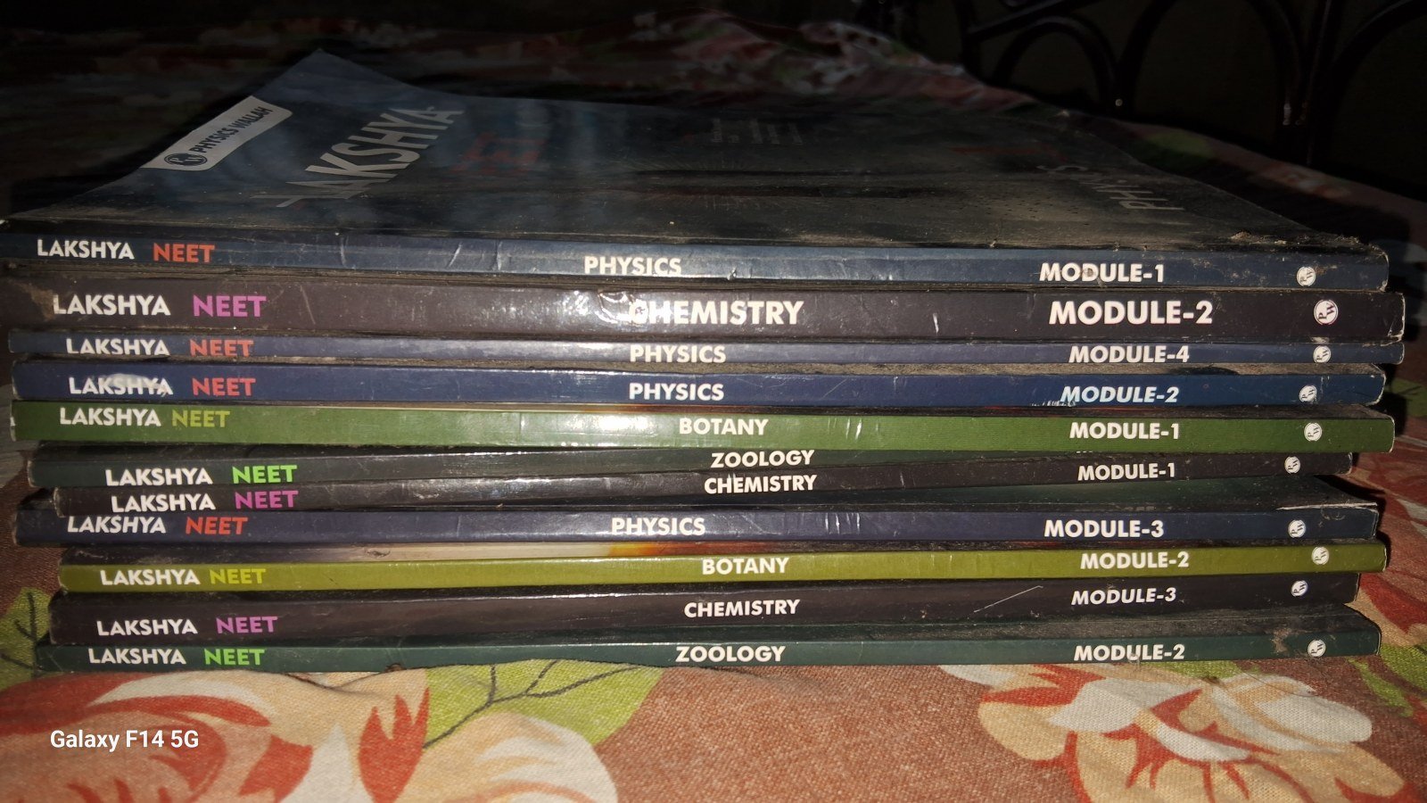Buy Second Hand Pw lakshya neet full module set (vidyapeeth ) in Kolkata - Bookaao