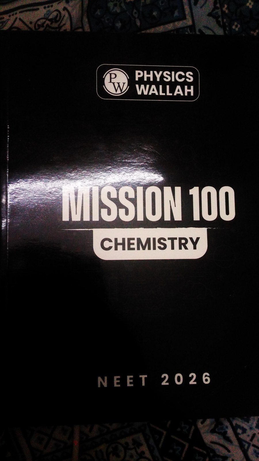 Pw mission 100 book for neet of bio and chemistry - Second Hand - Bookaao