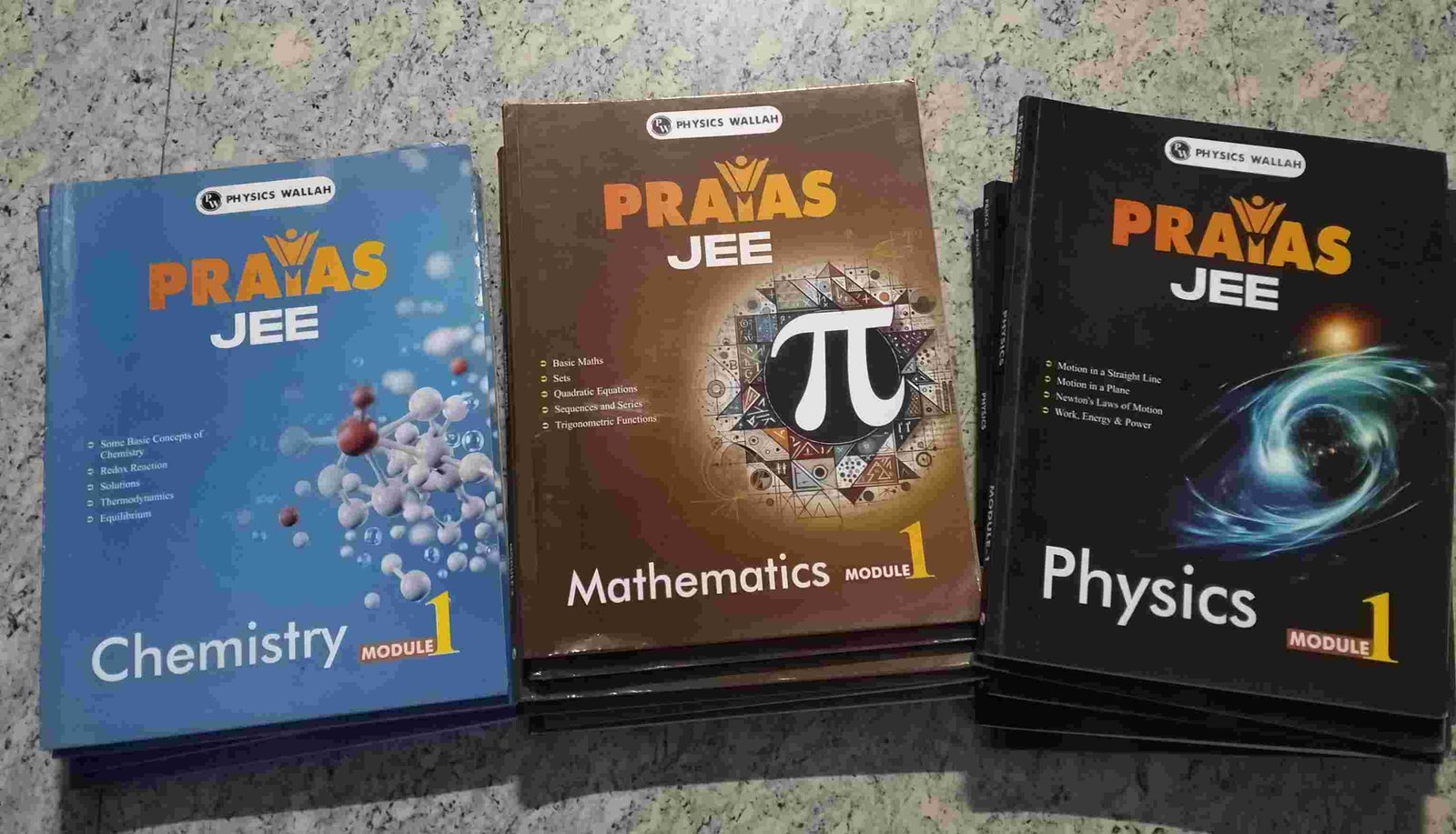 Buy Second Hand PW Prayas JEE Dropper modules [ Mains & Advance] in Muzaffarpur - Bookaao