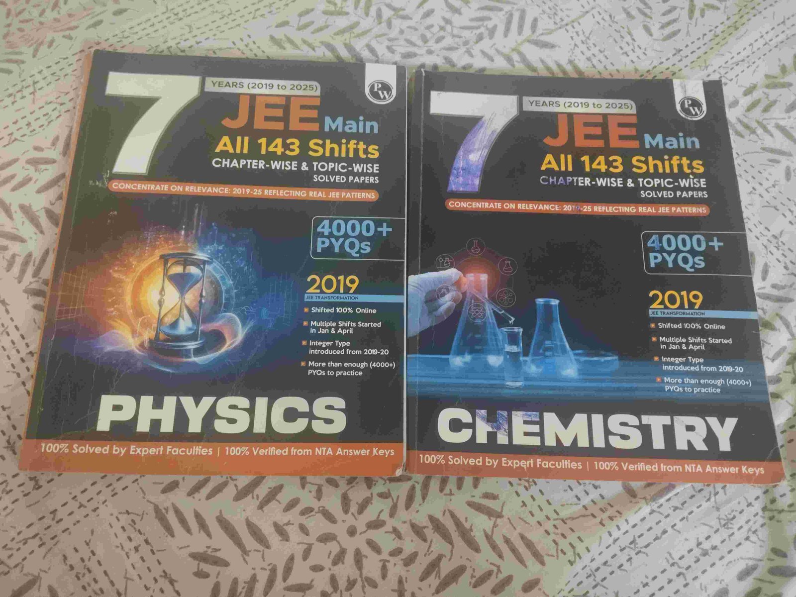 Pw pyqs book Physics  and Chemistry - Second Hand - Bookaao