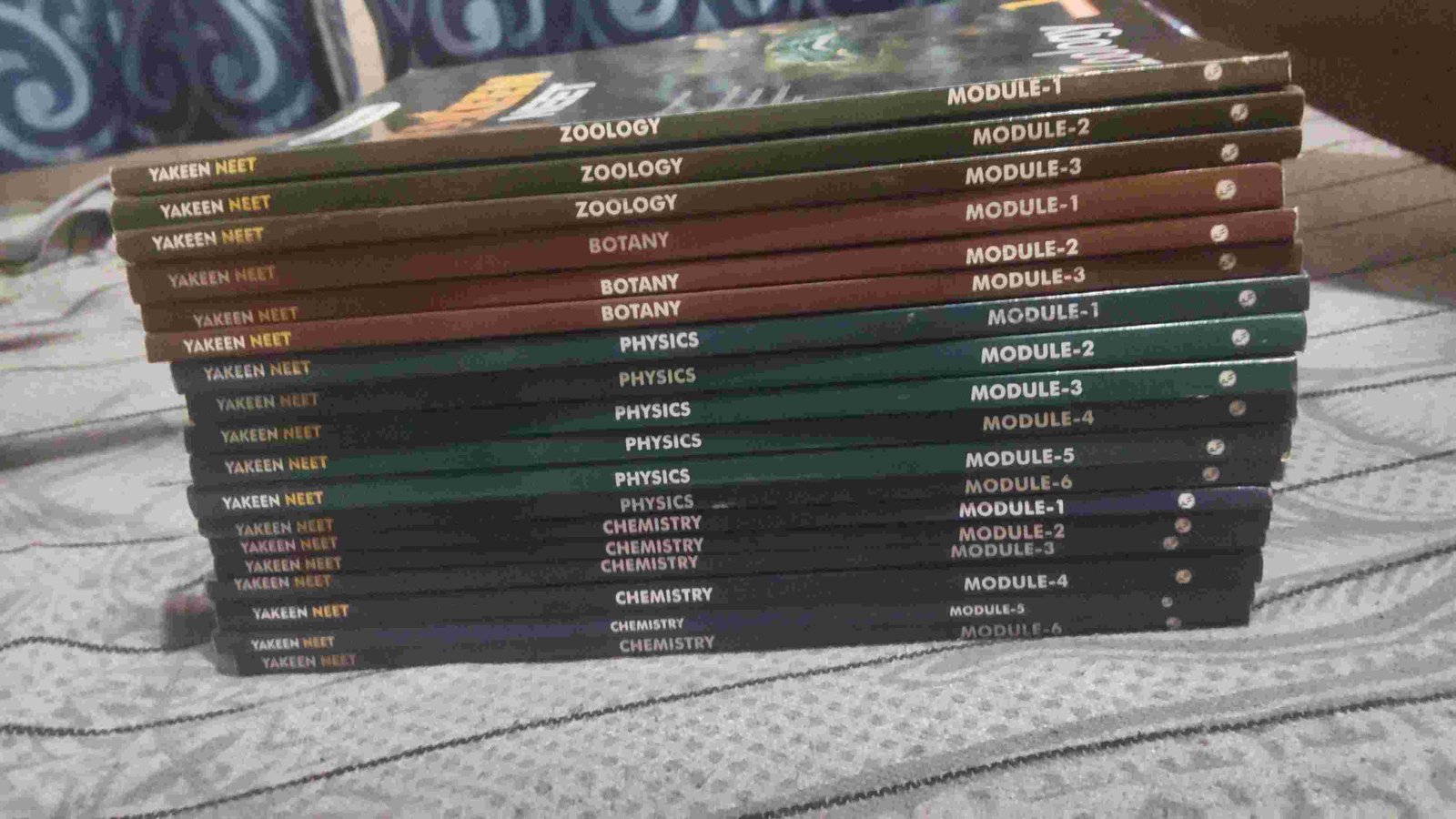 Buy Second Hand Pw yakeen neet module all set in Jamkhandi - Bookaao
