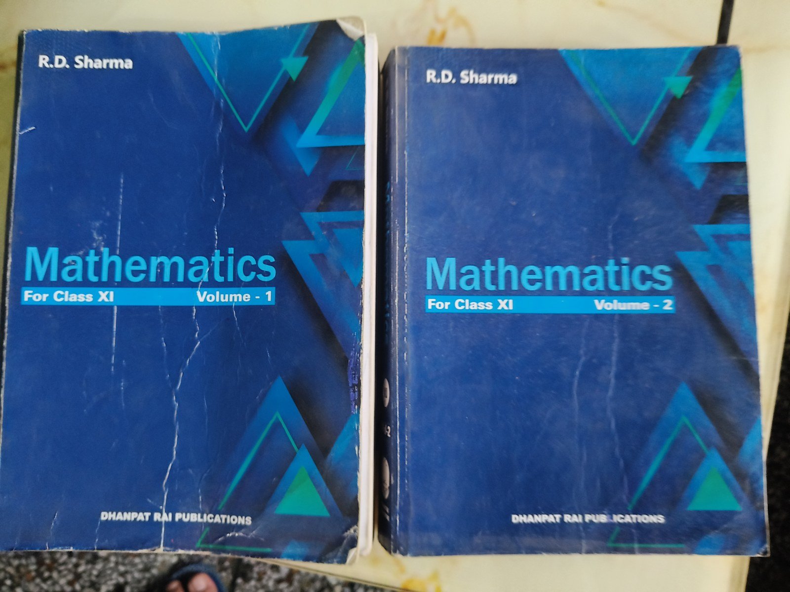 RD Sharma 11th standard - Second Hand - Bookaao