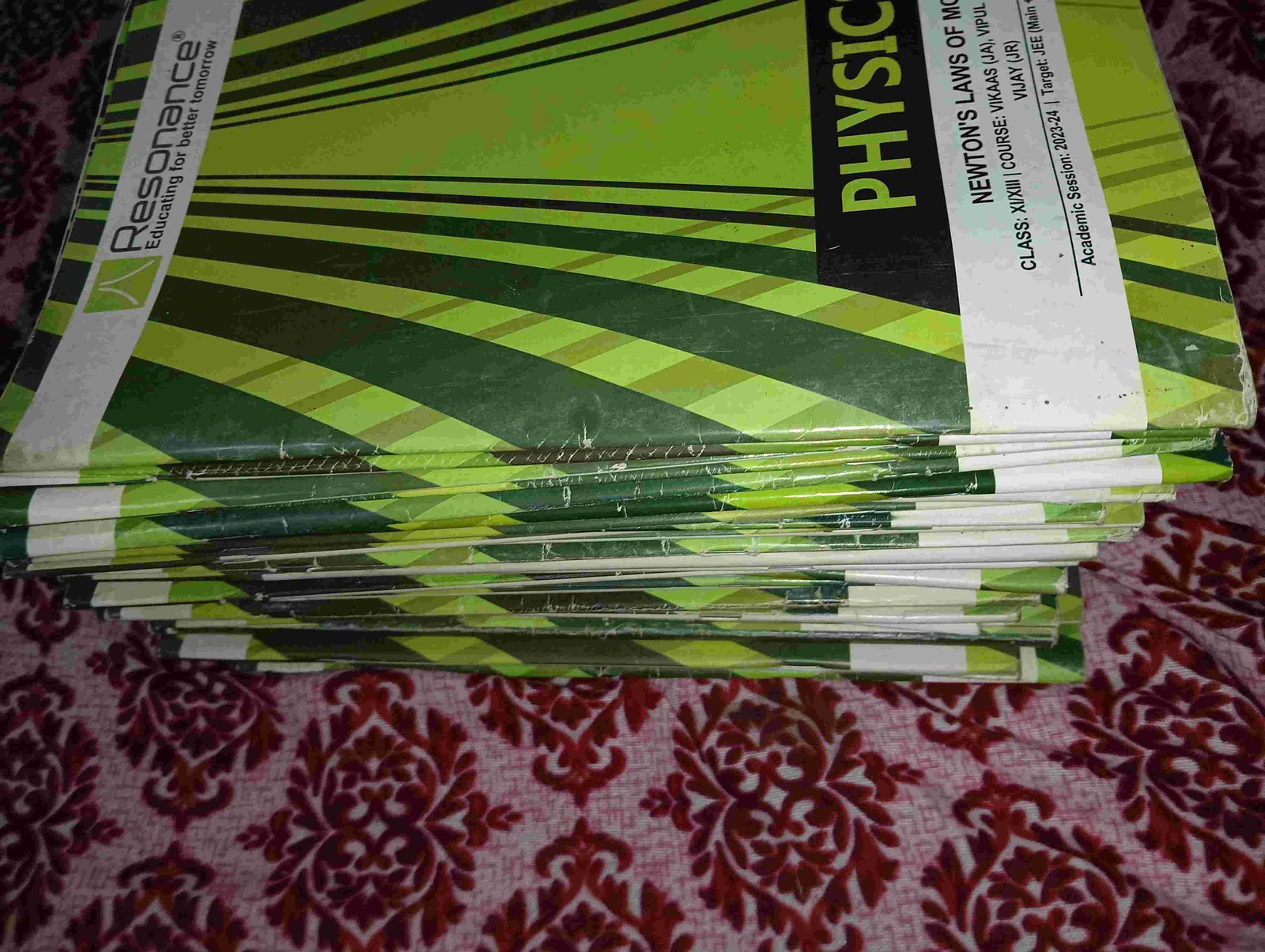 Resonance printed jee modules - Second Hand - Bookaao