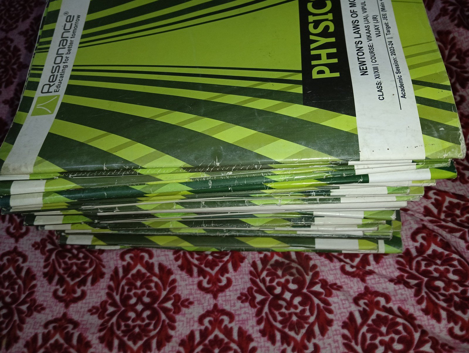 Resonance printed jee modules - Second Hand - Bookaao