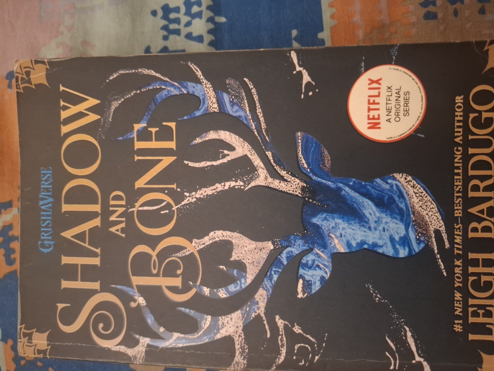 Buy Second Hand Shadow and Bone in Bangalore - Bookaao
