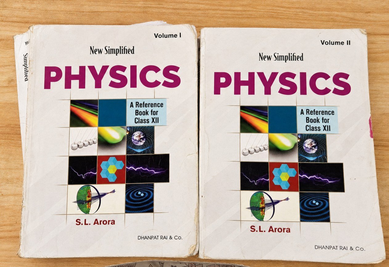 SL Arora New Simplified Physics Class XII Part 1+2 - Second Hand - Bookaao