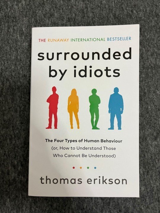Surrounded by Idiots - Second Hand - Bookaao