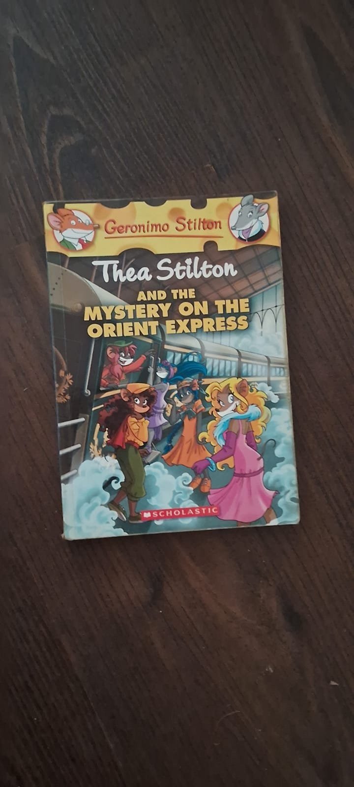 Thea Stilton and the mystery on the Orient Express - Second Hand - Bookaao