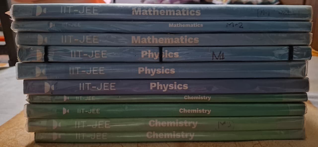 Buy Second Hand Unacademy Class 11th JEE MAIN & ADVANCED Modules in Jamshedpur - Bookaao