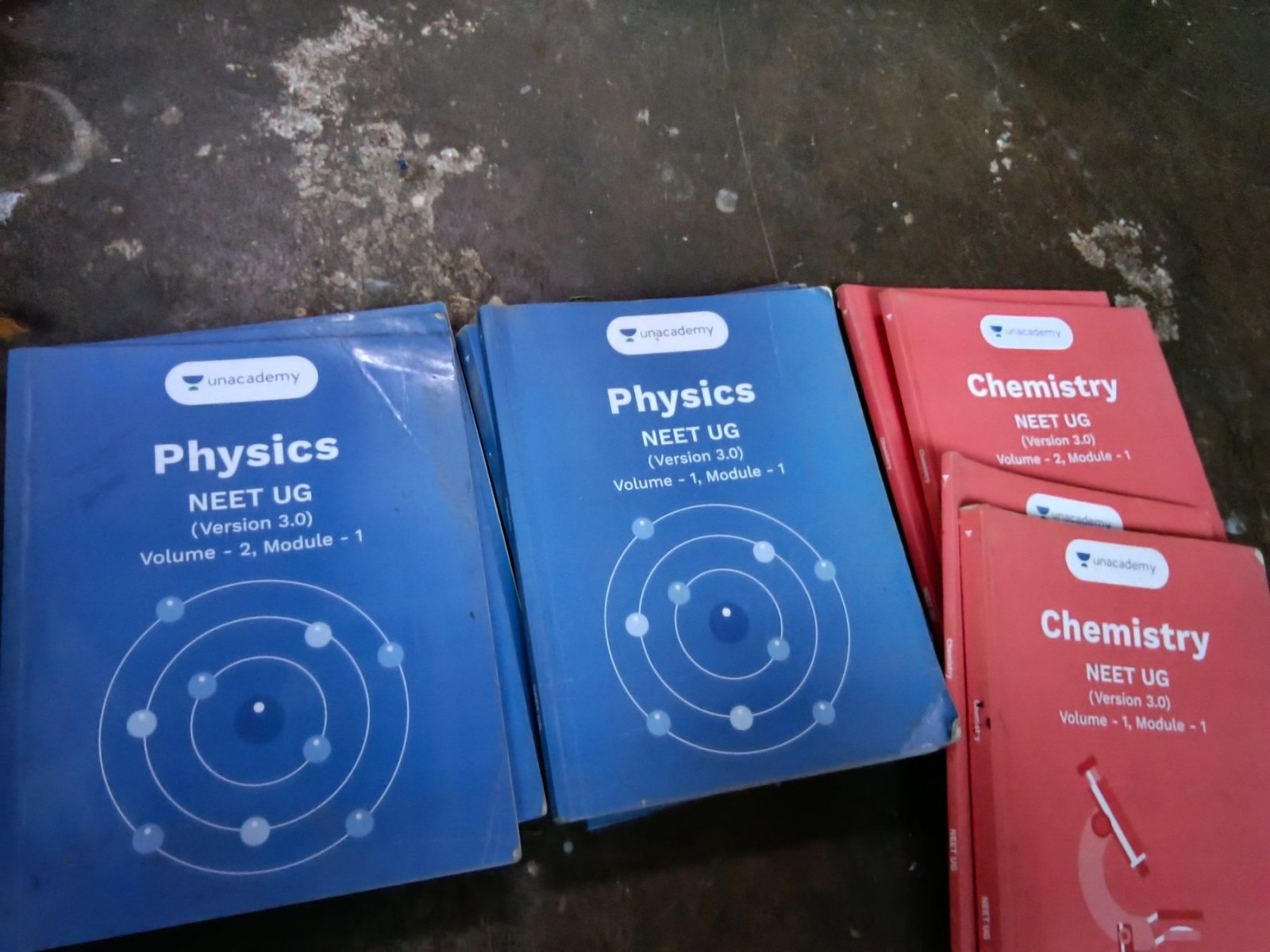 Unacademy NEET Modules (physics+chemistry) - Second Hand - Bookaao