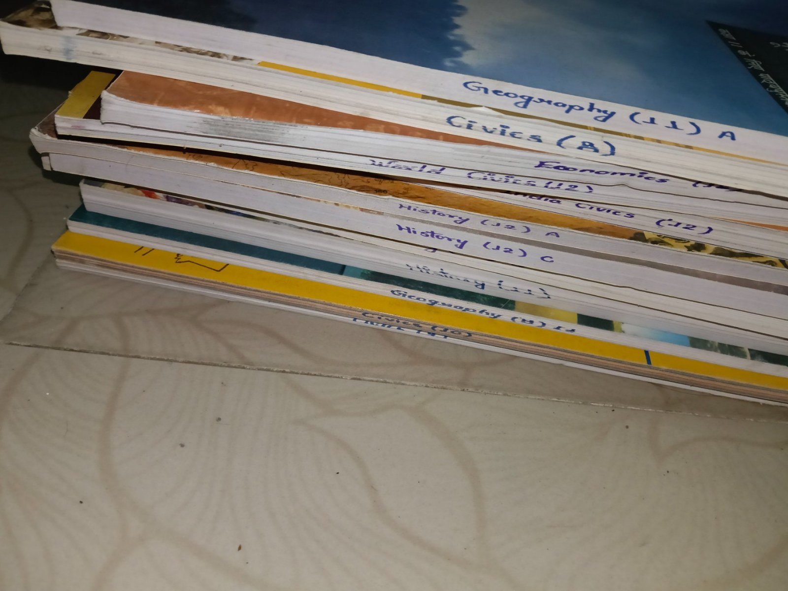 Upsc dropper all ncert set (6 to 12) - Second Hand - Bookaao