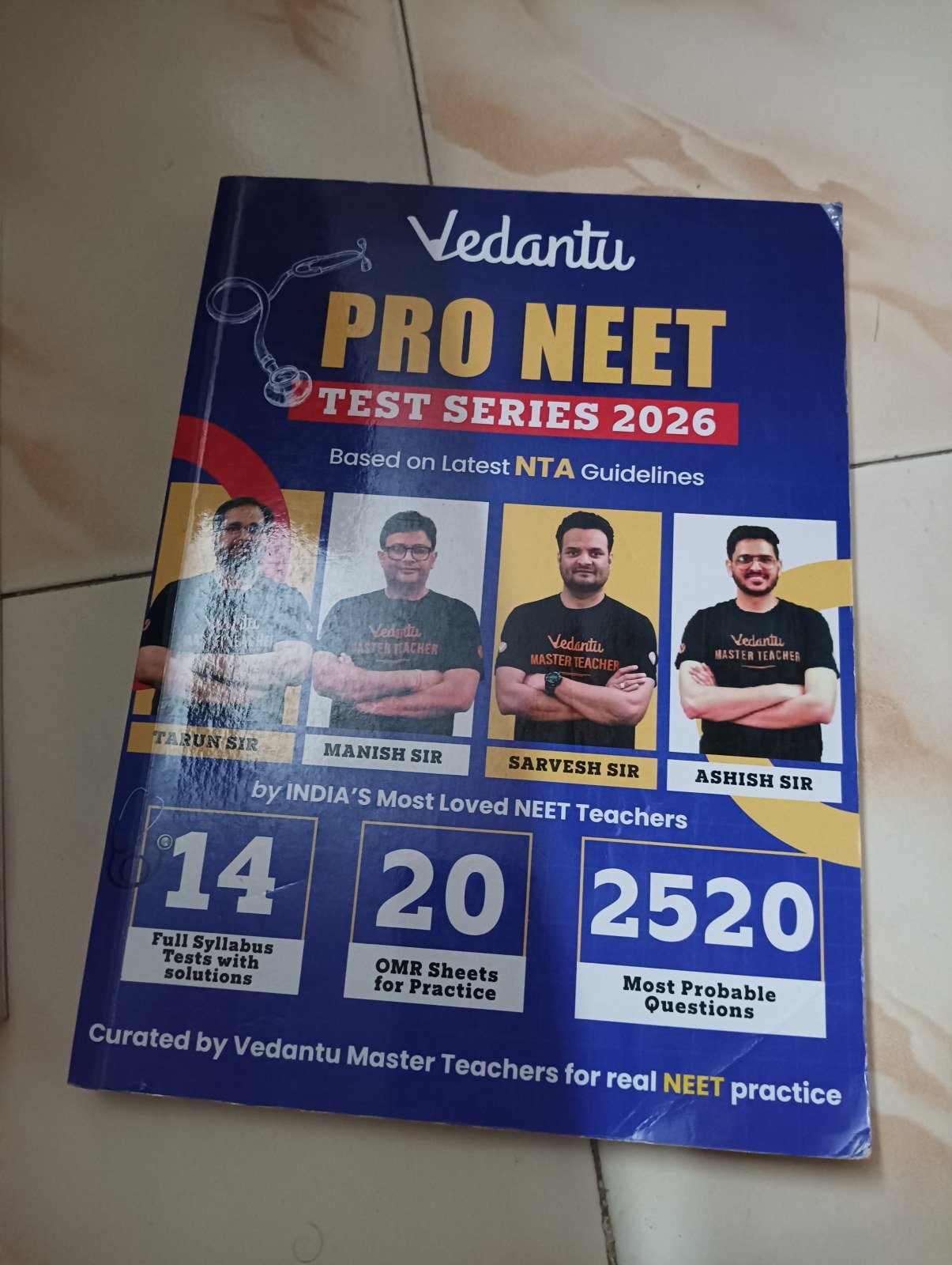 Vedantu test series - Second Hand - Bookaao