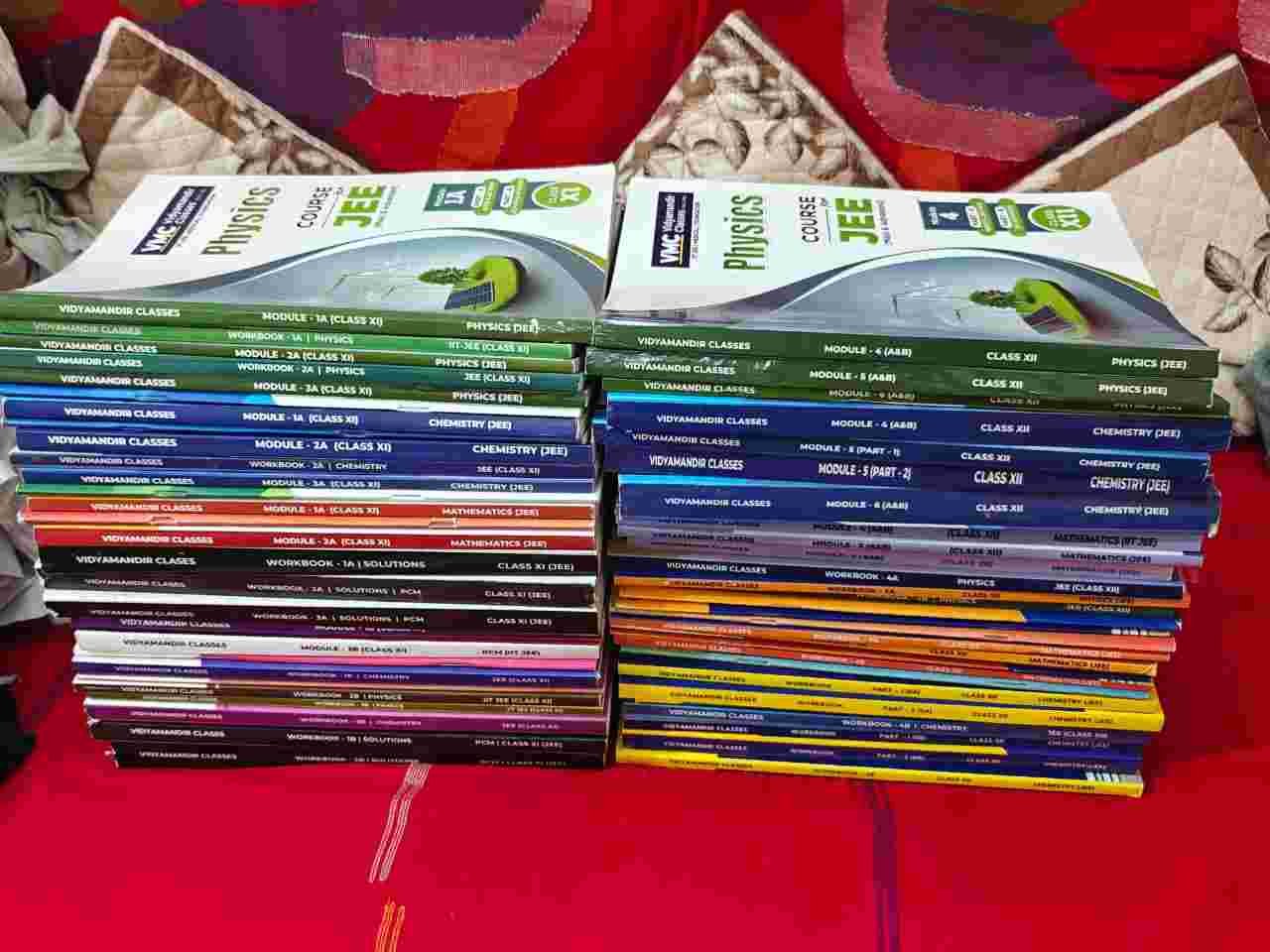 Buy Second Hand VMC JEE Course (Complete) Mains and Advanced in Sonipat - Bookaao