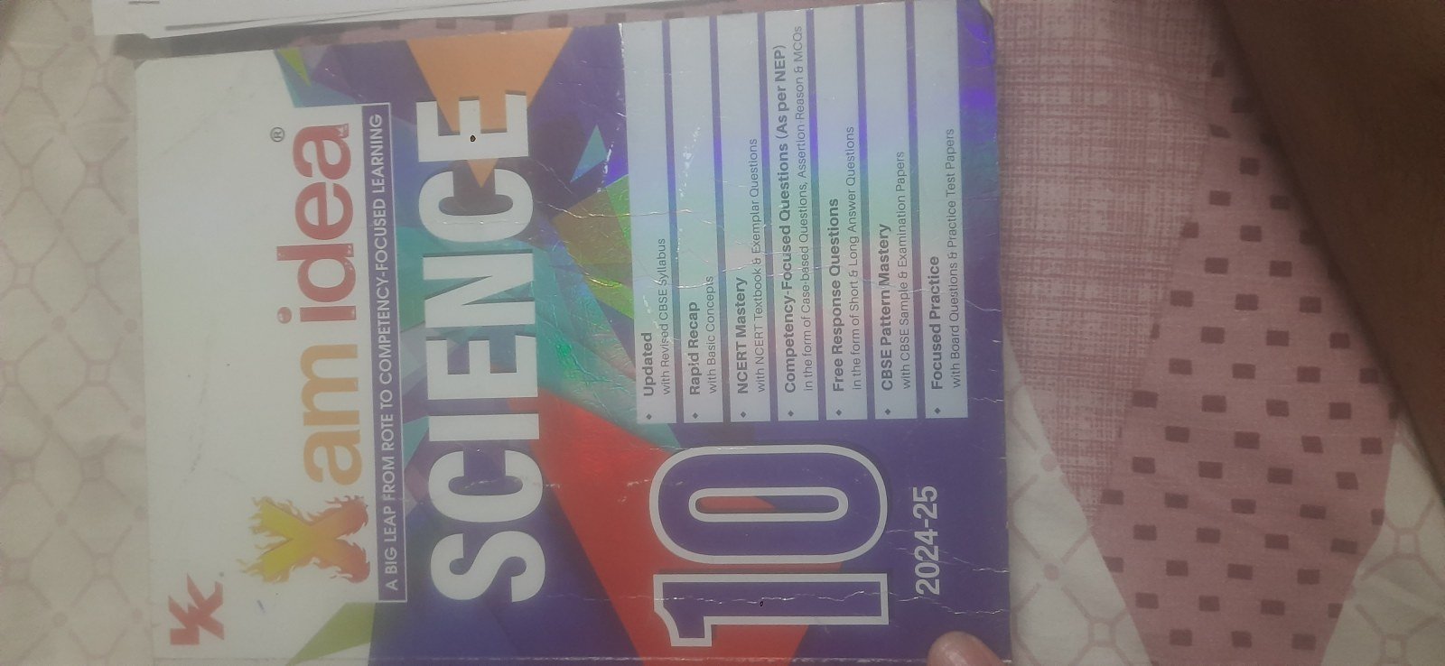 Xam idea  science grade 10 (CBSE) 2024-2025 - Second Hand - Bookaao