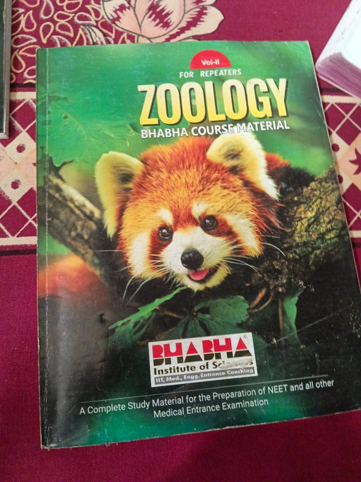Zoology and botany - 2nd Hand Book - Bookaao