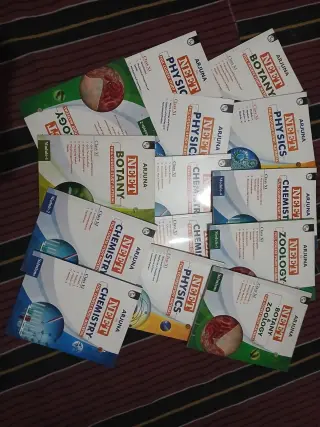arjuna neet 15 books set 11th grade