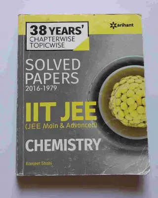 Arihant 38 Years' Chemistry Solved Papers JEE