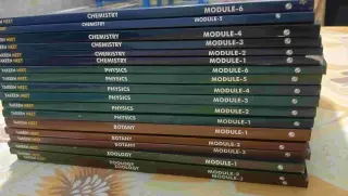 18 Sets of Yakeen PW NEET Modules of 2025.