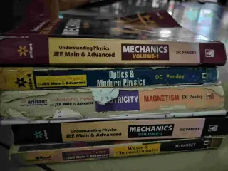 5 books Arihant physics