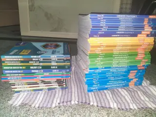 Aakash modules for NEET preparation - Second Hand - Bookaao