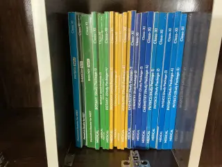 AAKASH NEET BOOKSET LATEST