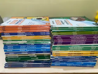 Aakash + PW NEET Modules Class 11 & 12 PCB - New Book - Bookaao