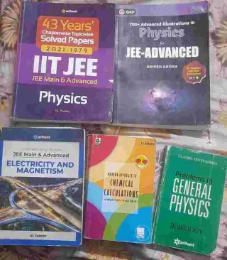 Arihant Previous Year Physics (PYQs)