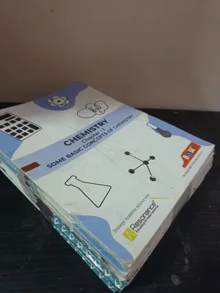 BASE CHEMISTRY - Second Hand - Bookaao