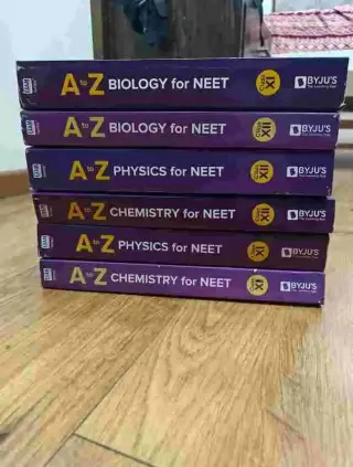 Byjus A to Z NEETBooks CompleteSet for Class 11,12 - Second Hand - Bookaao