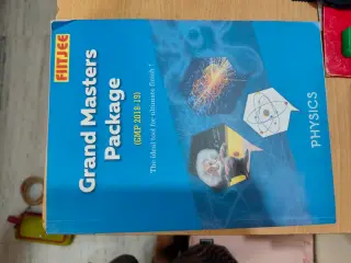 FIITJEE GRAND MASTERS PACKAGE - CHEMISTRY, PHYSICS - second hand