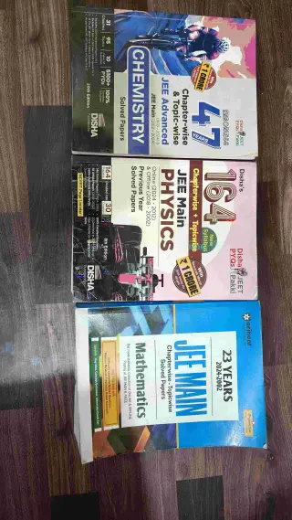 JEE PYQ BOOKS ALL THREE SUBJECTS