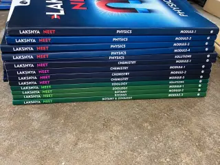 Lakshya Pw modules 12 th class - New Book - Bookaao