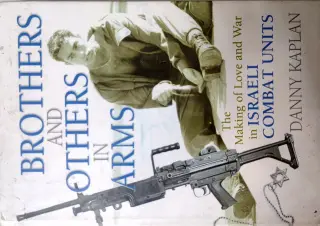 Military bonding and Combat - Second Hand - Bookaao