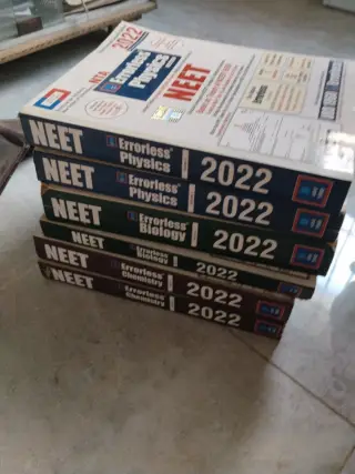 Neet study material - Second Hand - Bookaao