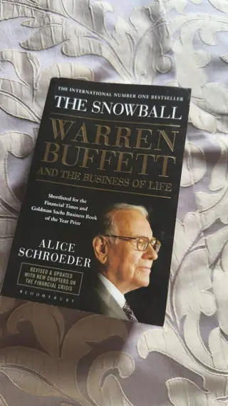 The snowball - New Book - Bookaao