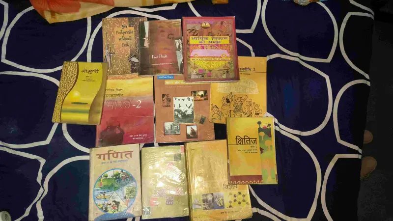 Buy Second Hand 10th ncert first class condition  sari books hai in Kota - Bookaao