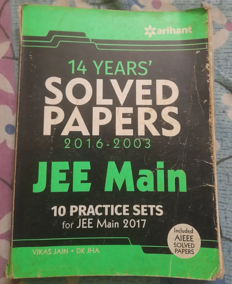 Buy Second Hand 14 Years Jee Mains Solved Papers in Kharagpur - Bookaao