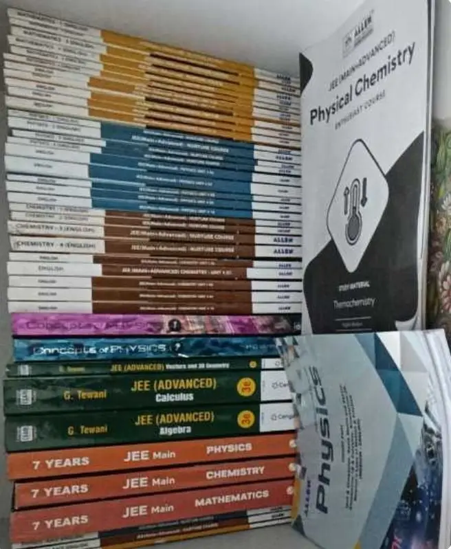 Buy Second Hand Allen module with hcv cengage all book in photos in Jaipur Municipal Corporation - Bookaao