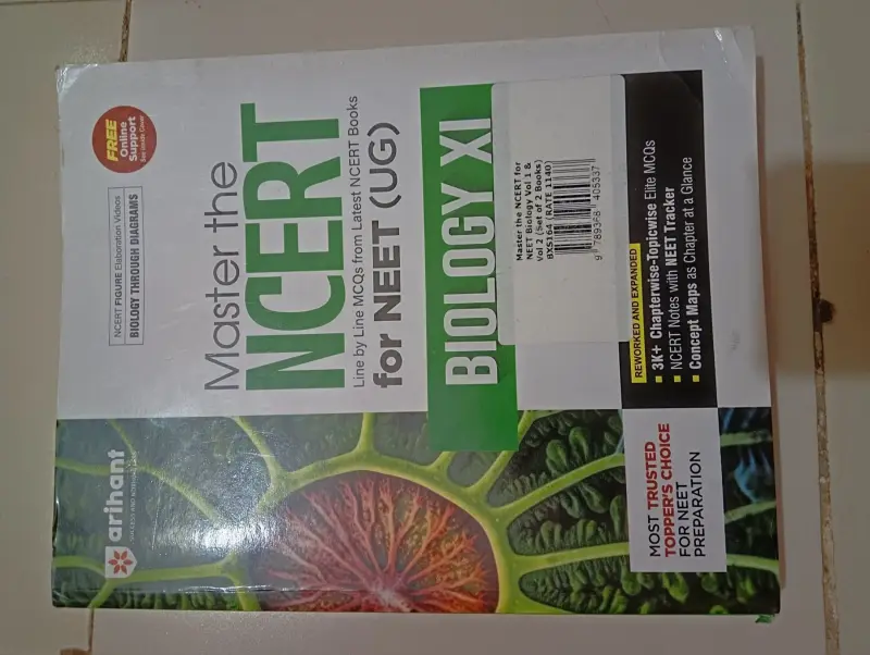 Buy Second Hand Arihant master the ncert 12th biology in Nashik - Bookaao