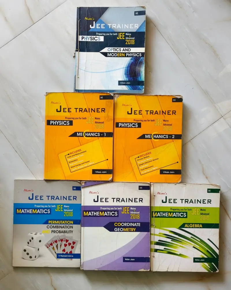 Buy Second Hand Ativer's JEE Trainer Physics and Mathematics Set in Hyderabad - Bookaao