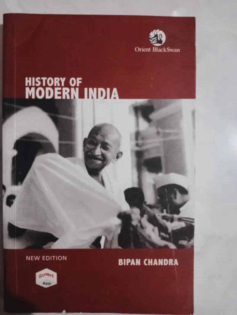 Buy Second Hand Bipan chandra history of modern India in Raisen - Bookaao