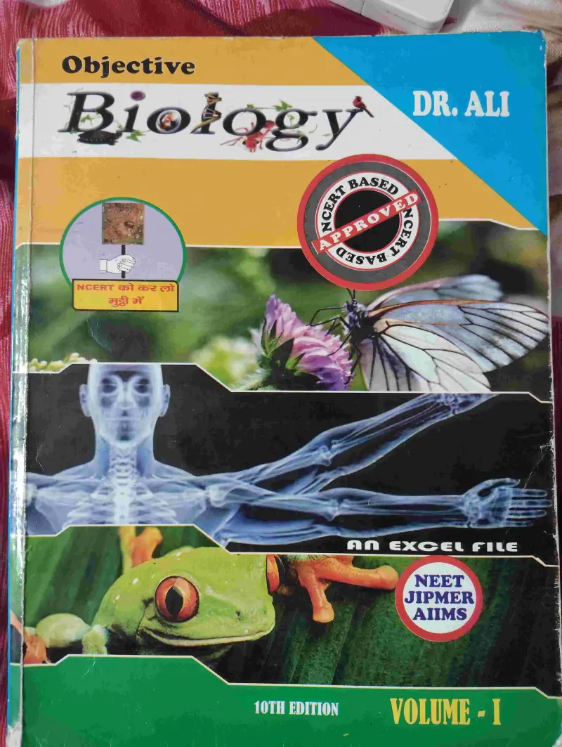 Buy Second Hand Botany+zoology  class 11 objectives by Dr Ali in Laxmi Nagar - Bookaao