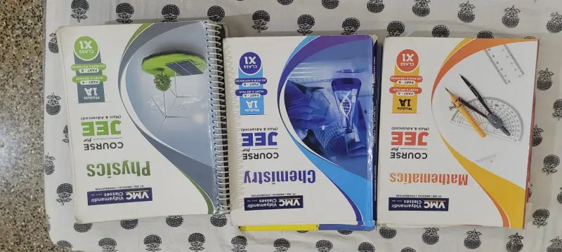 Buy Second Hand Class 11th VMC JEE MAINS+ ADVANCE FULL COURSE in Aligarh - Bookaao